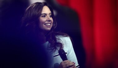 « Éric Zemmour se projette sur 2027. Mais elle en a aussi envie » : Sarah Knafo, la grande remplaçante ?