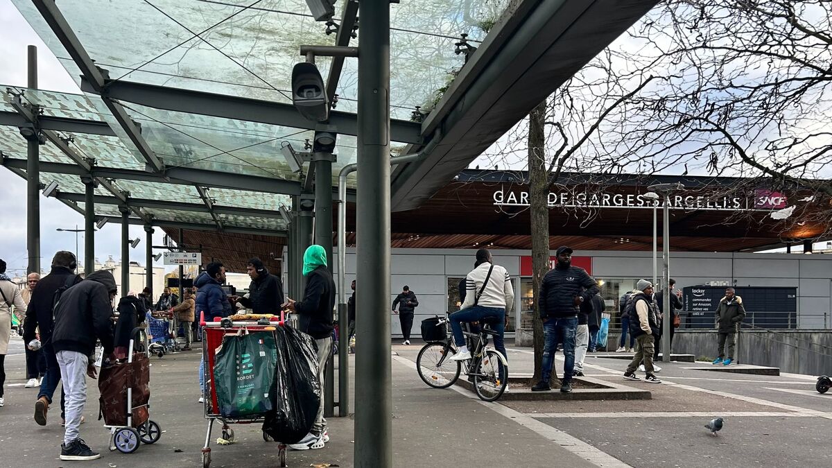 Brochettes de viande, vente à la sauvette, quais bondés… Garges - Sarcelles, « pire gare d’Île-de-France » ?