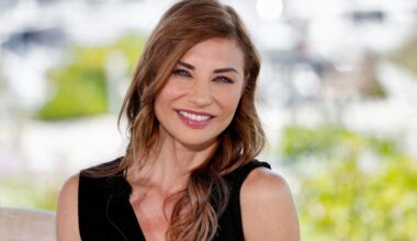 « C’est interdit de laisser des chiens courir dans la nature » : Ariane Brodier alerte après avoir été mordue