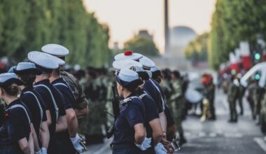 «Accepter de perdre ses enfants» ? Le monde se réarme, la France regarde ailleurs  – Libération