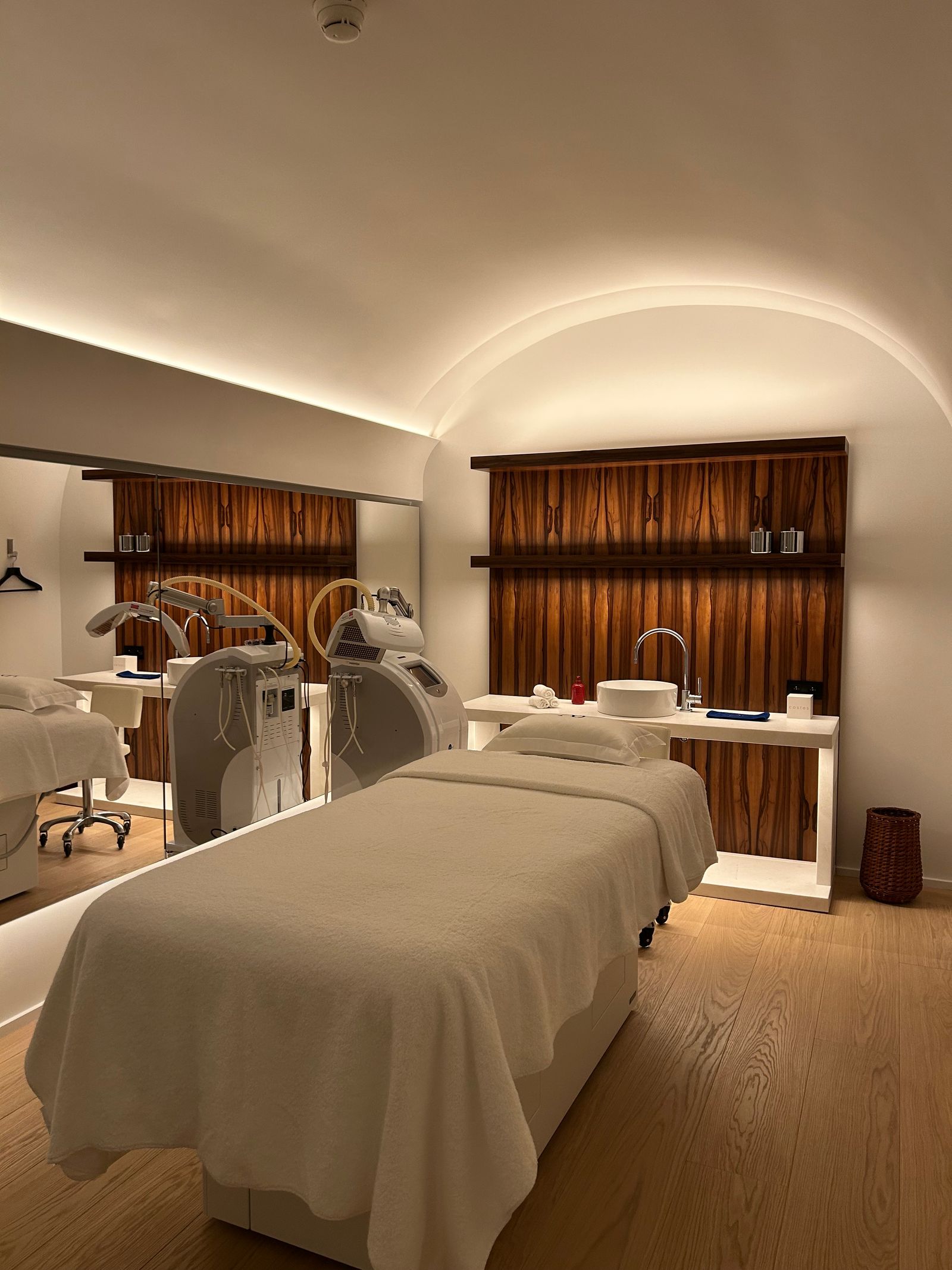 Le tout premier spa Augustinus Bader a ouvert ses portes à Paris on l'a test pour vous