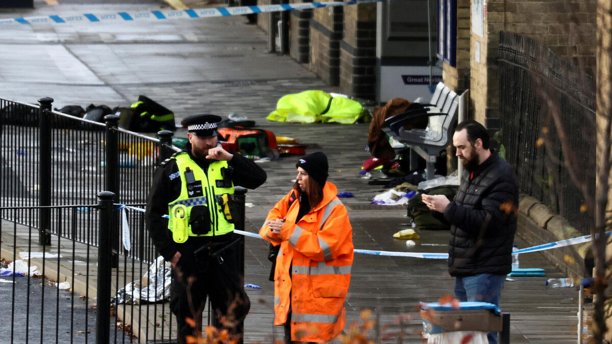 Royaume-Uni : du premier coup de couteau à l’arrivée de la police, le récit minute par minute de l’attaque dans le train