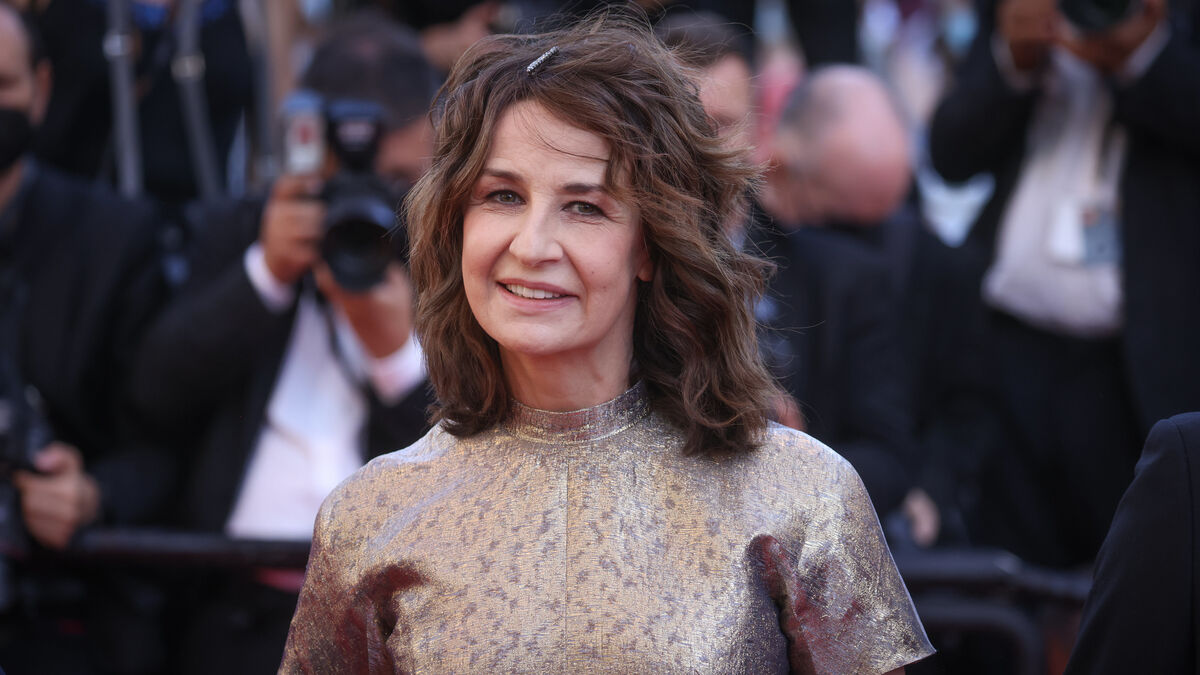 « Soudain, plus rien, juste le son » : on a vu le spectacle de Valérie Lemercier sans la voir