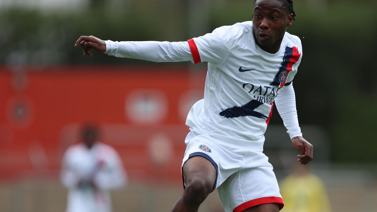 Lyon-PSG : qui est David Boly, le jeune latéral droit retenu dans le groupe par Luis Enrique ?