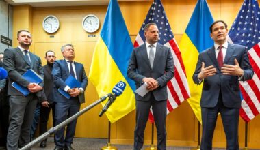 au milieu des négociations, un changement de plan bien fragile – Libération