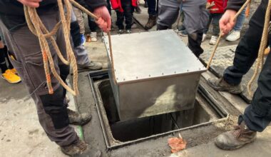 « À n’ouvrir qu’en 2225 » : une capsule temporelle remplie de lettres d’habitants a été enfouie sous une place de Lille