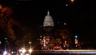 À la Une: vers la fin de la paralysie budgétaire aux États-Unis