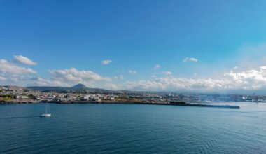 Athènes tente de maintenir l’équilibre entre les Etats-Unis et la Chine