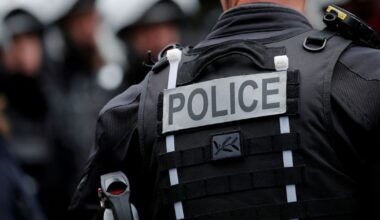 Trois femmes radicalisées mises en examen pour des projets d’attentats terroristes à Paris – Libération