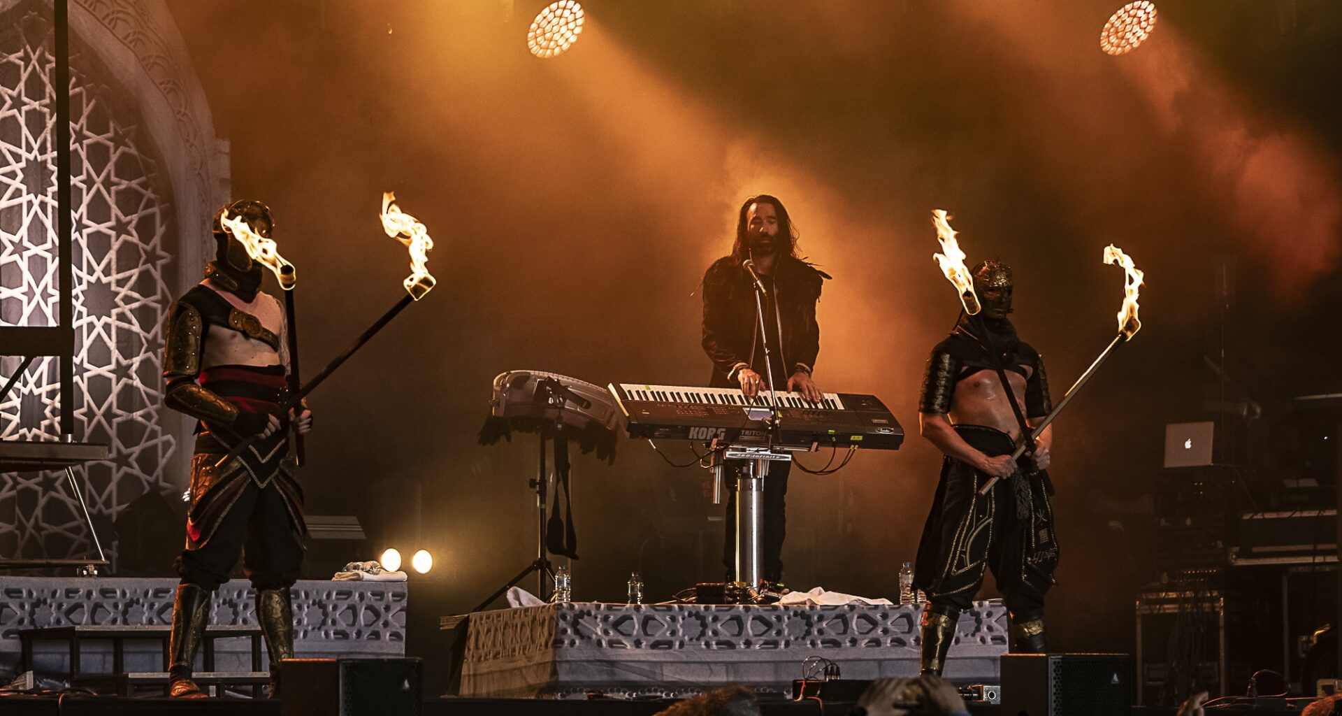 Myrath annonce l’album Wilderness of Mirrors et dévoile un premier single avec Elize Ryd