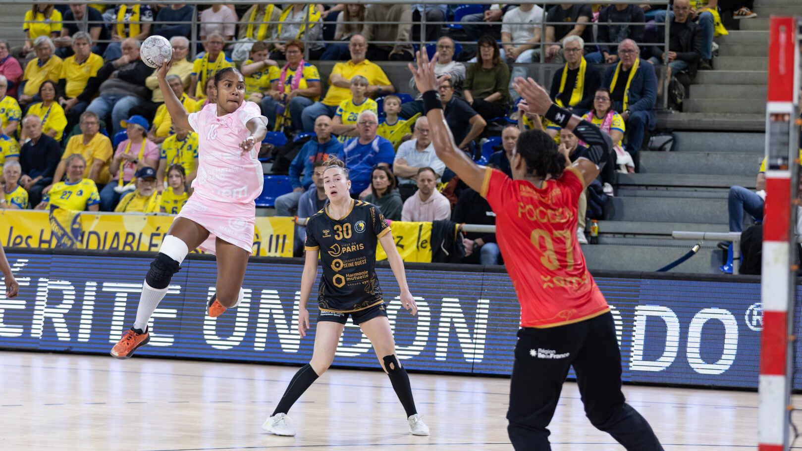 Metz Handball renverse Toulon et s’impose avec autorité