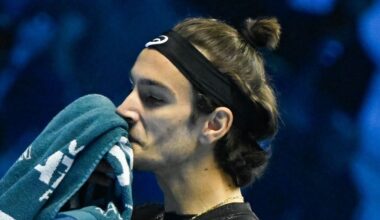 ATP - Finals > Binaghi, président de la Fédération italienne de tennis, sur Musetti : "Malheureusement, Lorenzo est arrivé trop tard, dans un état physique précaire, payant le fait d'avoir poursuivi son rêve jusqu'à il y a quelques jours"