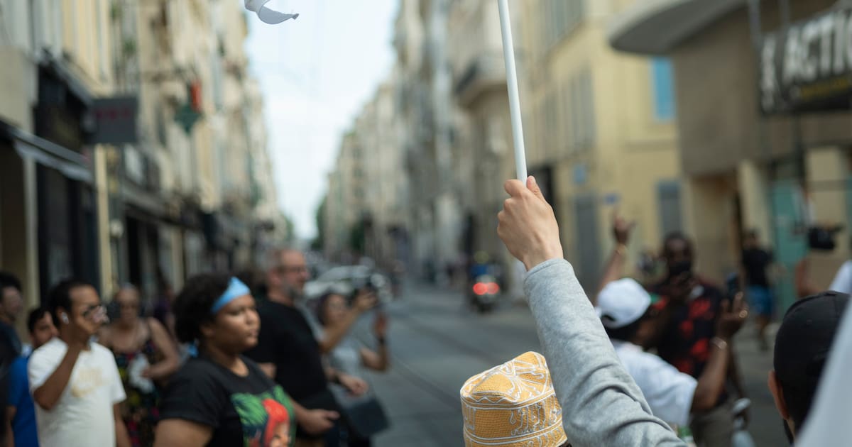 Une marche blanche pour Mehdi Kessaci aura lieu à Marseille le 22 novembre – Libération