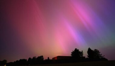 Les aurores boréales de retour cette nuit : comment avoir une chance de les observer à Paris et en Île-de-France ?