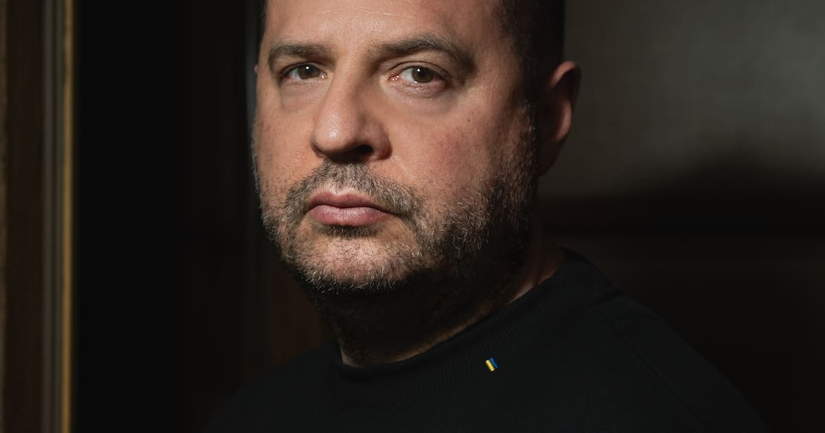 Andriy Yermak, puissant bras droit de Zelensky, forcé de démissionner sur fond d’accusations de corruption – Libération