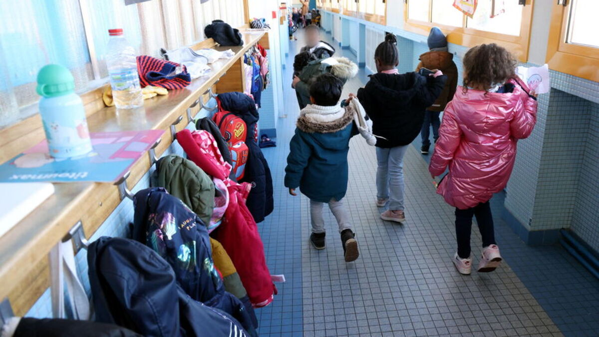 Paris : les animateurs du périscolaire reconduisent la grève de manière « illimitée »