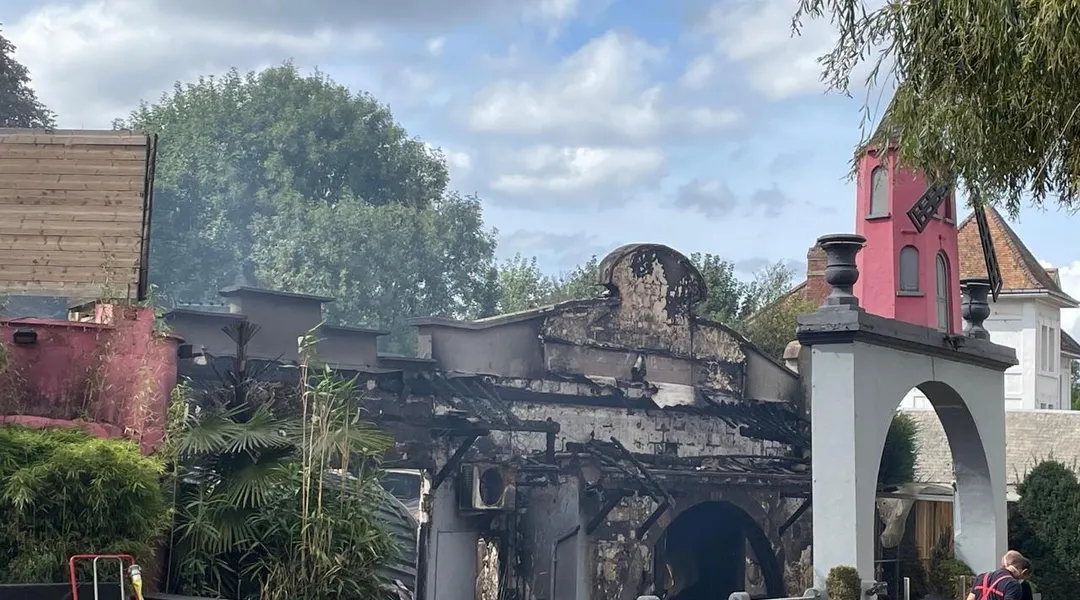 « L’enquête se poursuit » : l’incendie au Moulin Rose en Normandie est criminel, annonce
