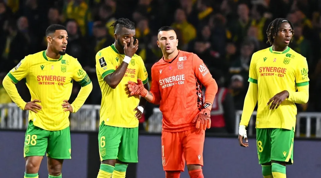 FC Nantes - Metz. Un groupe de 22, Chidozie Awaziem est finalement bien présent . Sport
