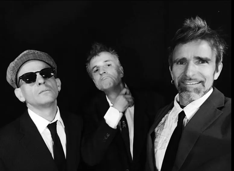 « Shake them all », trio rock nantais nourri aux Clash, défonce les murs et c’est un régal