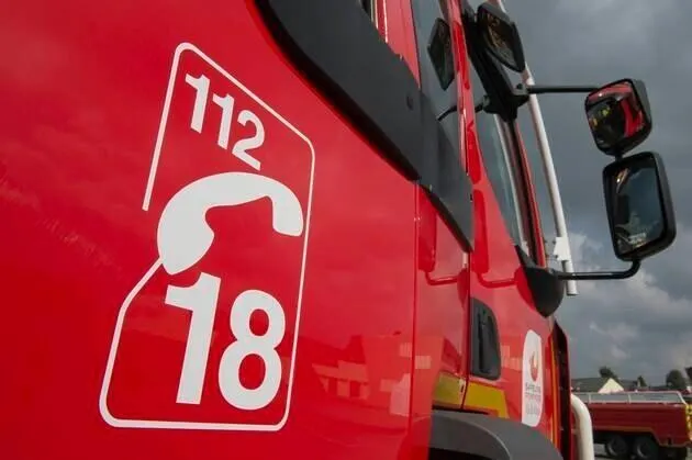 Un immeuble de Saint-Étienne prend feu après un tir de mortier, un adolescent interpellé