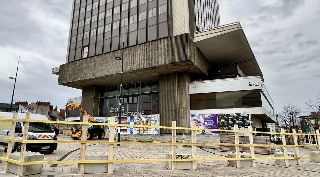 Désamiantage, curage… Ce qui attend la tour Bretagne, à Nantes, dont les travaux ont débuté