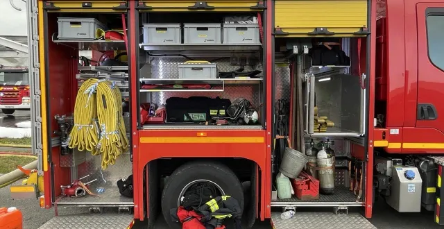photo  les pompiers n’ont rien pu faire l’envoi de plusieurs engins.  ©  photo archives presse océan-jmc 