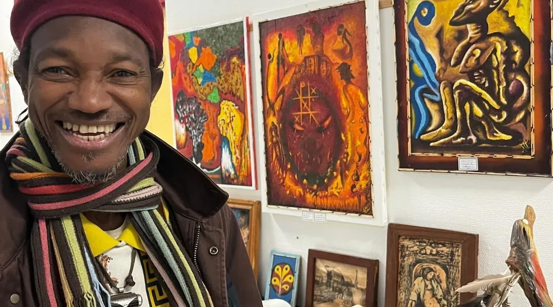 Mohamed Traoré expose à Nantes une vie et des œuvres en couleur