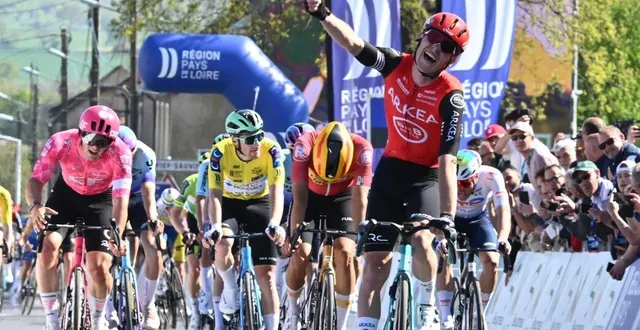 photo  vainqueur de la 2e étape du région pays de la loire tour en avril, victor guernalec aurait pu se retrouver sur le carreau après la disparition de son équipe arkéa - b&b hôtels. il rebondira au cic u nantes en 2026.  ©  archives françois maisonneuve 