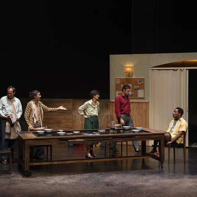 « Boat people » raconte l’histoire d’une famille du centre de la France qui accueille des réfugiés en 1979. Caroline Ablain photo « boat people » raconte l’histoire d’une famille du centre de la france qui accueille des réfugiés en 1979. © caroline ablain