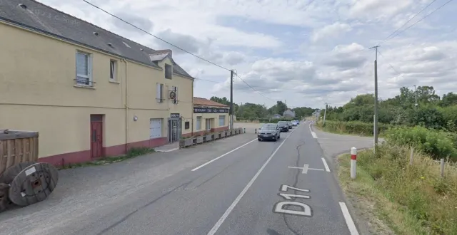 photo  un premier accident a été signalé cette nuit au lieu-dit le chêne-creux, où a été retrouvée la voiture accidentée du jeune homme.  ©  capture d’écran google street maps 