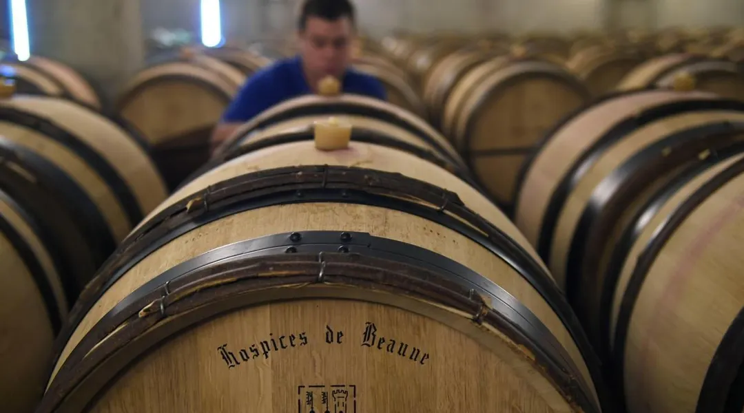 Hospices de Beaune : la pièce du président adjugée 400 000 €