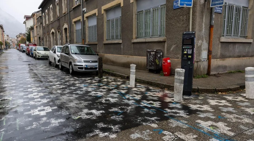 Grenoble : toujours dans le coma, l’adolescent blessé par balle est probablement un mineur