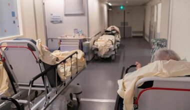 Comment cette femme de 99 ans a-t-elle passé 64 heures sur un brancard au CHU de Rouen ?