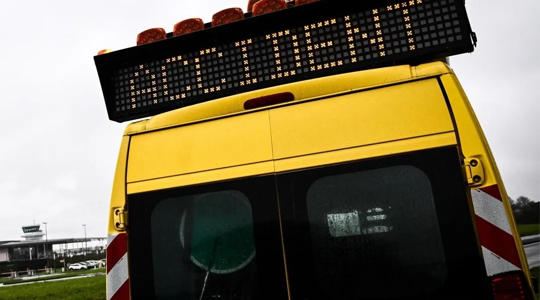Un poids lourd couché sur l’autoroute 83 entre Nantes et Niort, la circulation fortement