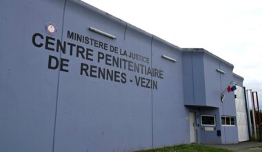 Après l’évasion d’un détenu lors d’une sortie au musée, le directeur de la prison de