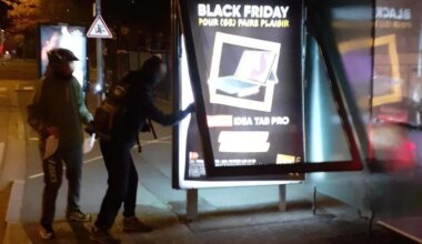 Pourquoi 400 publicités ont-elles disparu dans la nuit à Angers ?