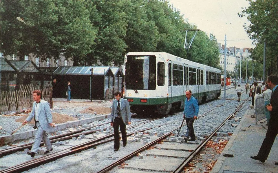 L’inauguration historique du tramway à Nantes, en 1984