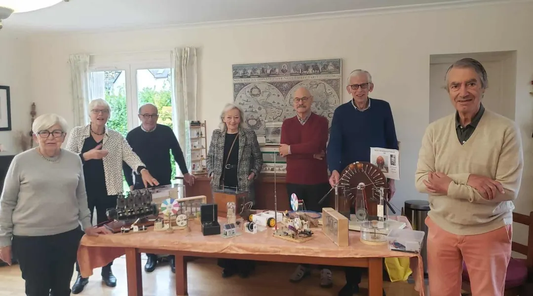 « Rendre la science accessible » : le public invité à expérimenter à Saint-Grégoire