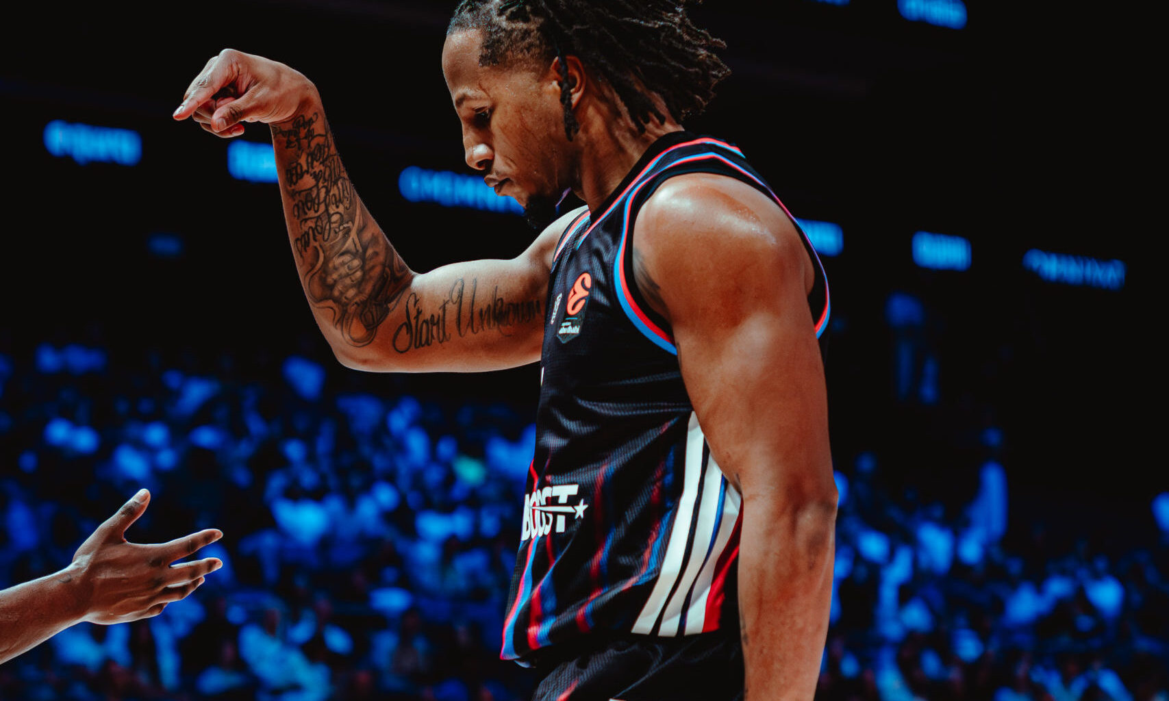 Paris perd d’un point à Dubaï