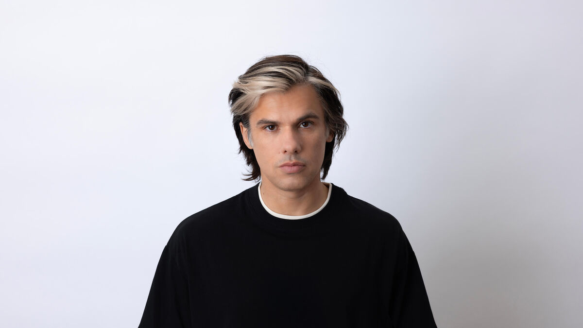 « Et là tout a basculé… » : comment Orelsan est passé de rappeur polémique à star de la chanson