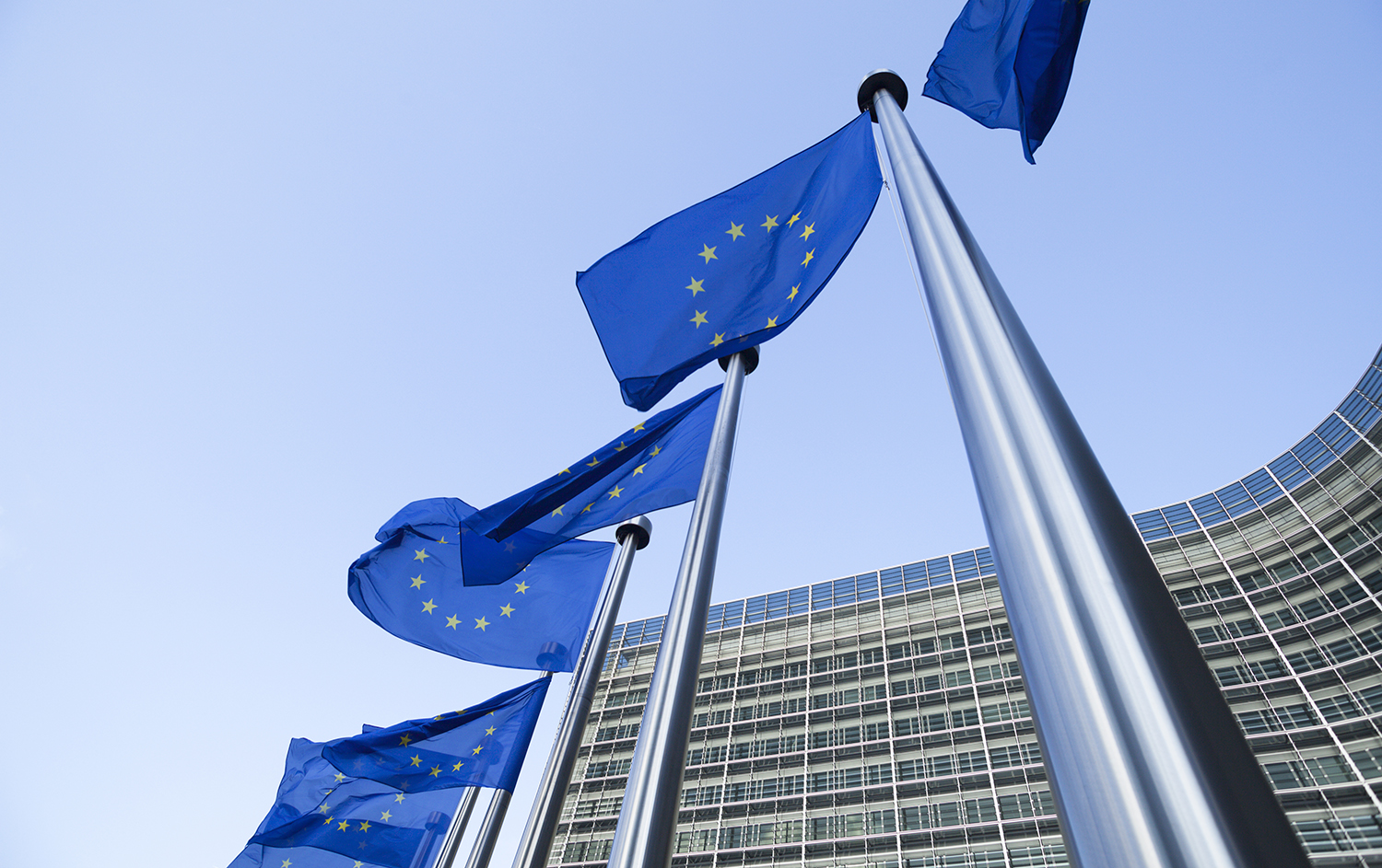 Union européenne : Nouveau coup de rabot du Parlement européen sur les directives CS3D et CSRD