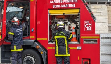 En centre-ville de Rouen, un immeuble évacué après un incendie de poubelle