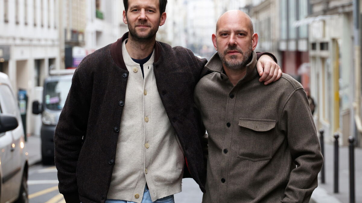 « Une vraie tendresse » : Benjamin Lavernhe retrouve Arnaud, otage du Bataclan qu’il joue dans « Des vivants »