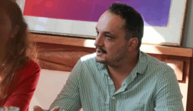 Municipales 2026 à Bordeaux : Nordine Raymond désigné tête de liste LFI face au maire sortant écologiste Pierre Hurmic