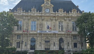 « C’est un crachat à la figure » : à Ivry, Mélissandre, victime de viol, dénonce le soutien d’élus à son agresseur