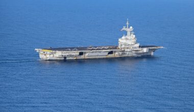 À Toulon, découverte du passé du port militaire du futur porte-avions © PHILIPPE MAGONI/SIPA