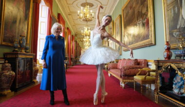 Camilla, dancing queen, reçoit à Buckingham Sangeun Lee, première danseuse du English National Ballet.