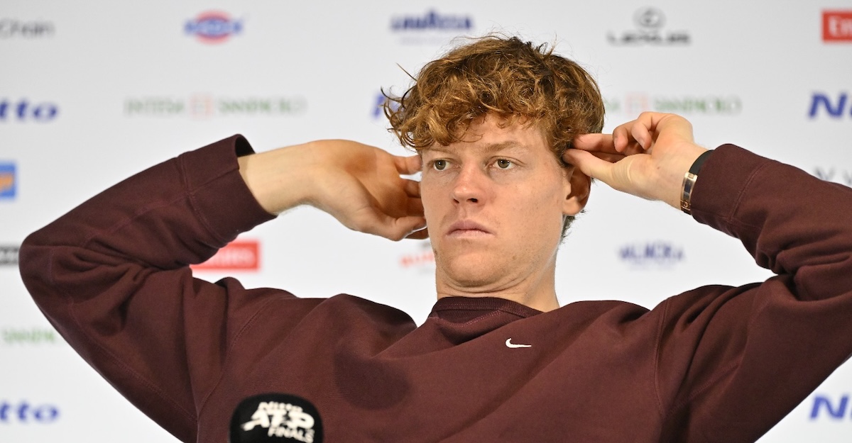 ATP - Finals > Jannik Sinner à un journaliste : "Honnêtement, je ne sais même pas quoi te répondre. Tu me poses des questions qui..."