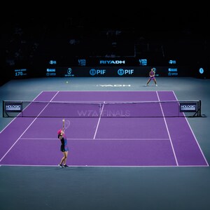 CRISTIANO RONALDO LANCE UN CALENDRIER IRRÉEL