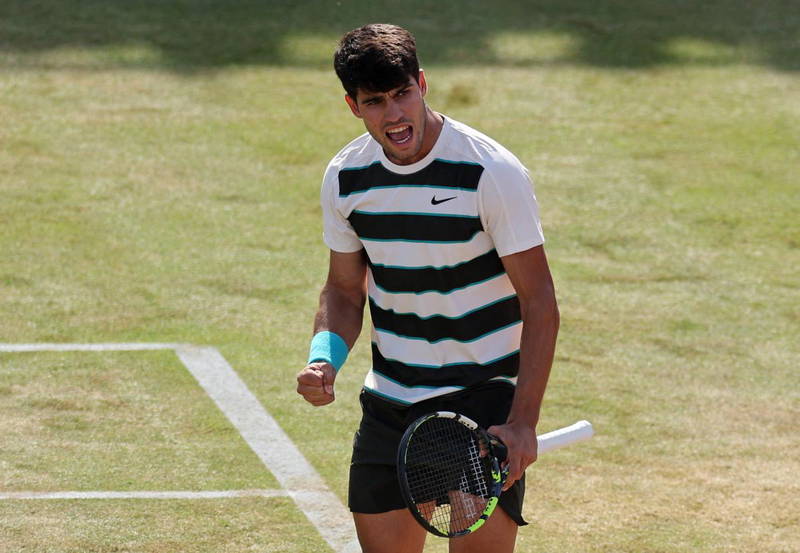 Alcaraz défendra son trône sur le gazon du Queen’s en 2026, Anisimova aussi de retour